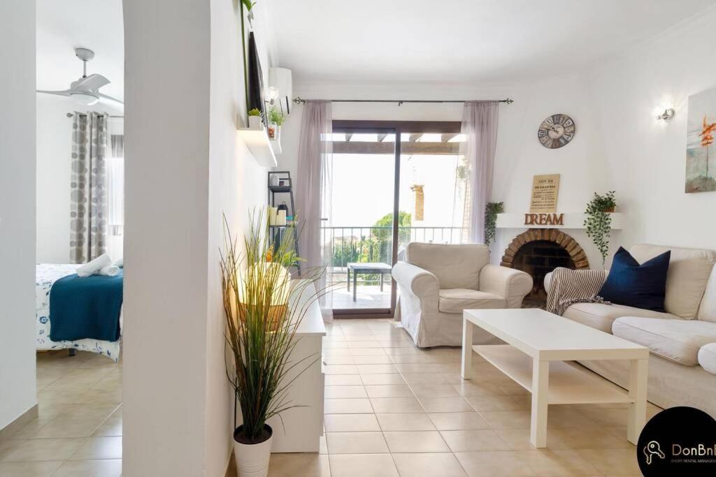 Sea View Apartment In Benalmadena La Capellania Exterior foto